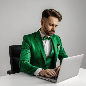 a web designer looking for free offer